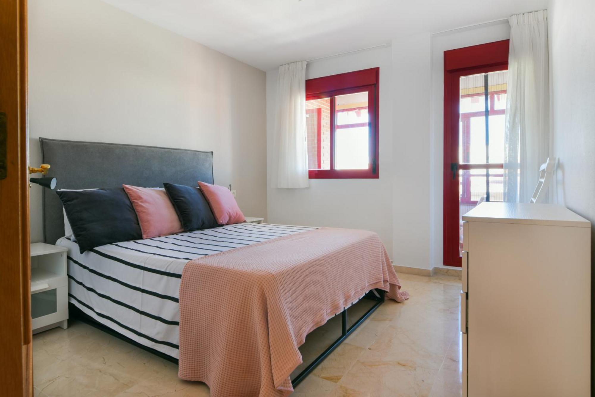 Malaga Estacion Ave Playa Apartman Kültér fotó