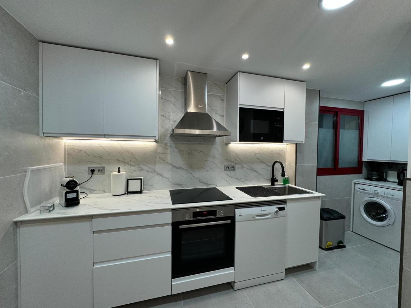 Malaga Estacion Ave Playa Apartman Kültér fotó